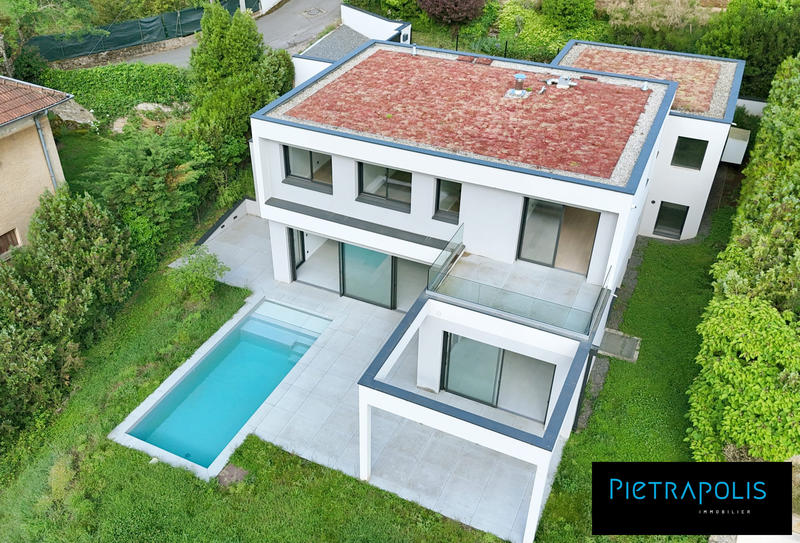 Maison contemporaine - 200 m² - 7 pièces