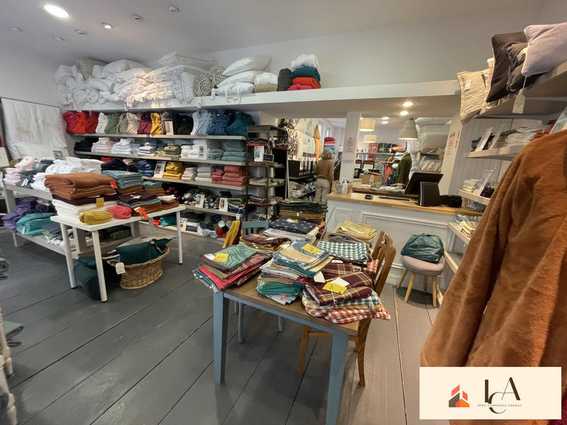 Local commercial - 87 m²