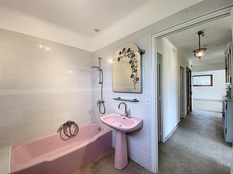 Appartement - 72 m² - 2 pièces