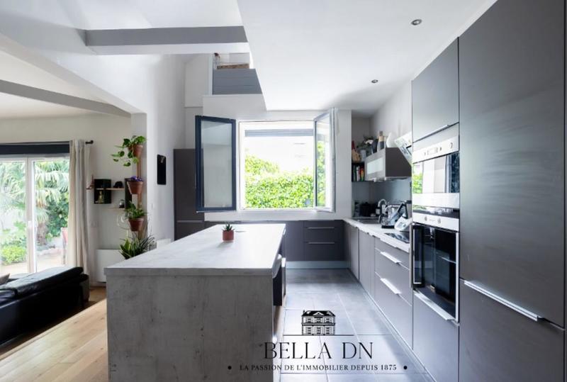 Maison - 136 m² - 5 pièces