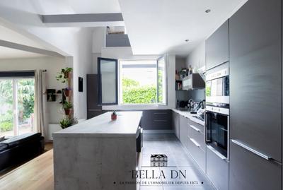 Maison - 136 m² - 5 pièces