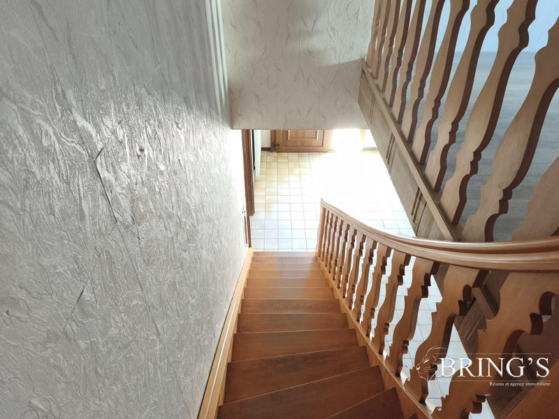 Maison - 308 m² - 11 pièces