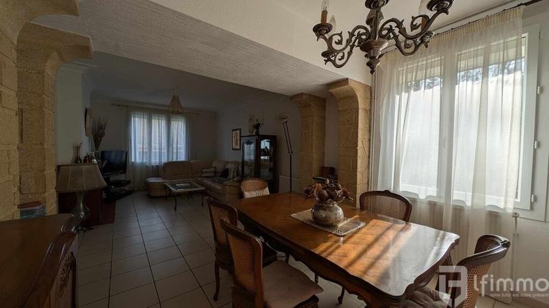 Maison - 120 m² - 6 pièces