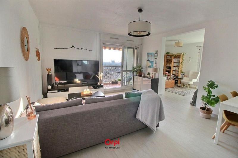 Appartement - 80 m² - 4 pièces