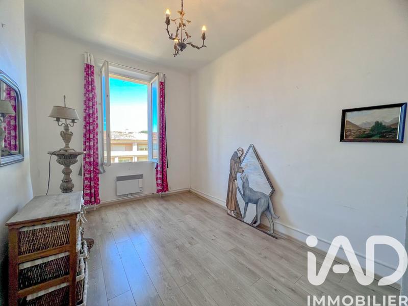 Appartement - 229 m² - 10 pièces