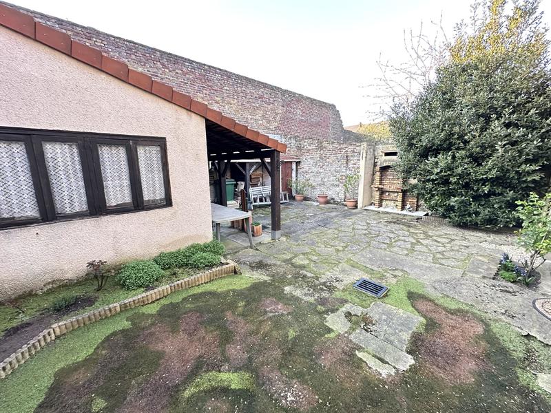 Maison - 87 m² - 4 pièces