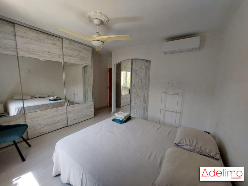 Villa - 231 m² - 9 pièces