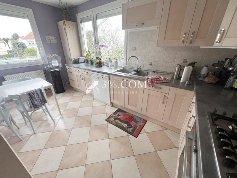 Maison - 117 m² - 7 pièces