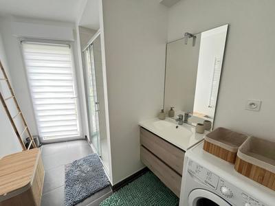 Appartement - 92 m² - 4 pièces