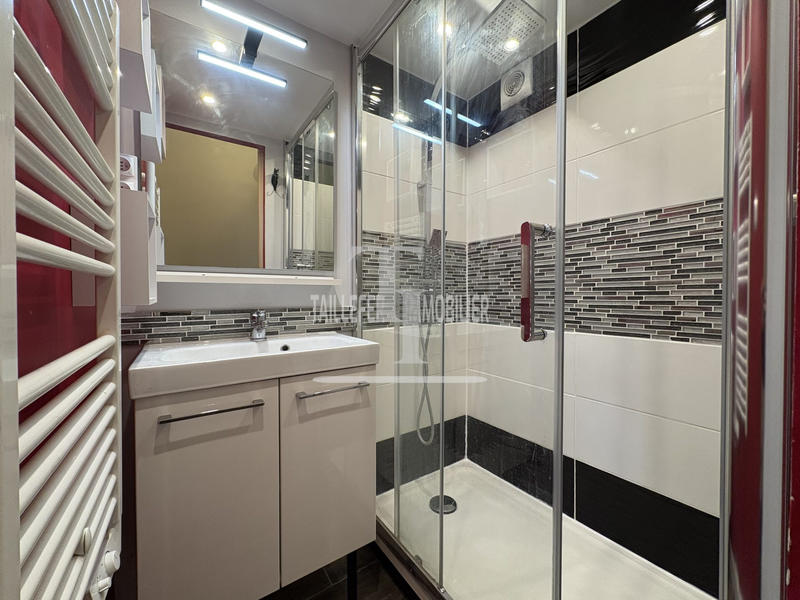 Maison - 117 m² - 6 pièces