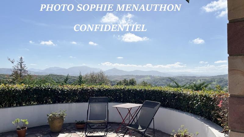 Maison - 192 m² - 6 pièces