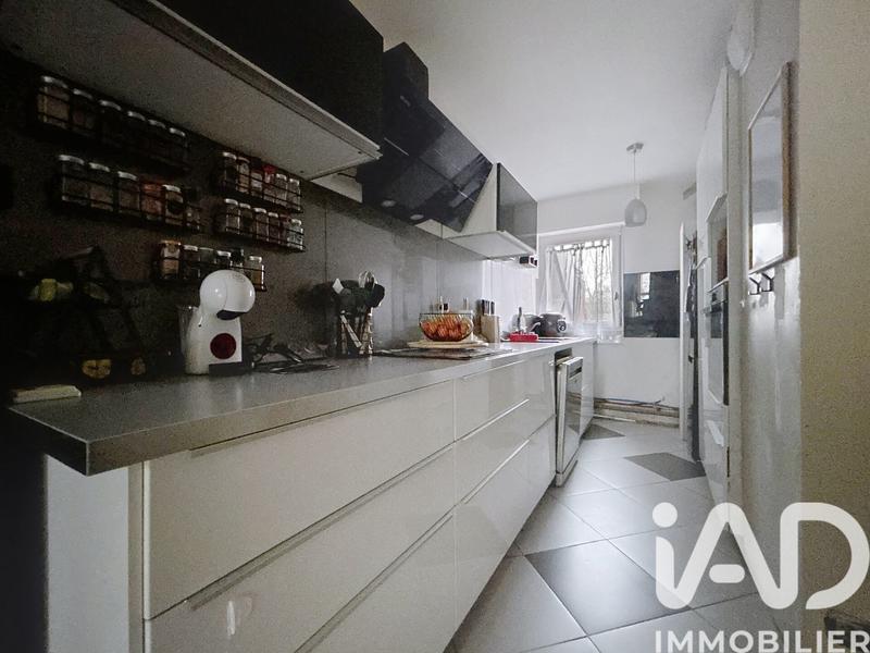 Appartement - 90 m² - 4 pièces