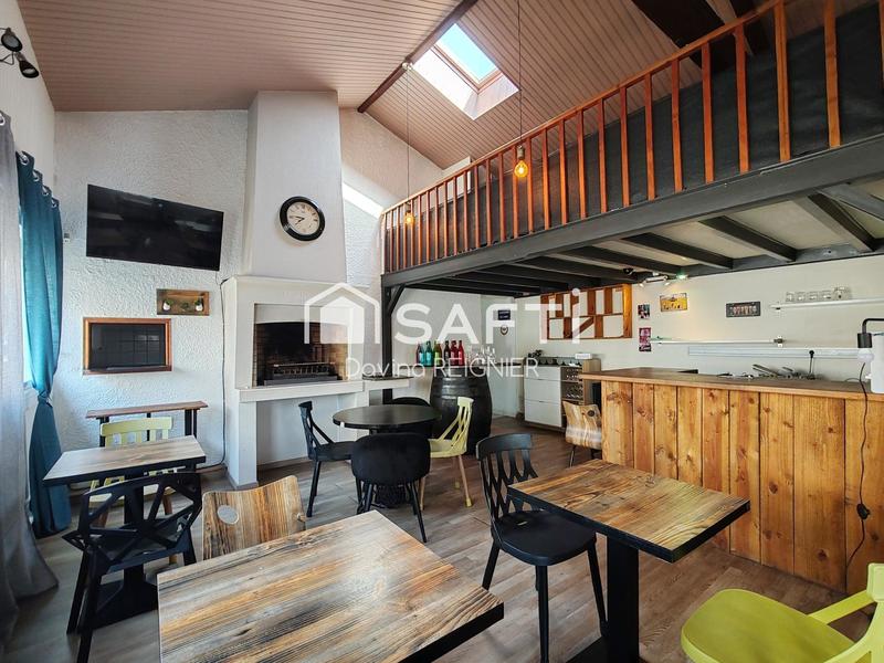 Local commercial - 102 m² - 3 pièces