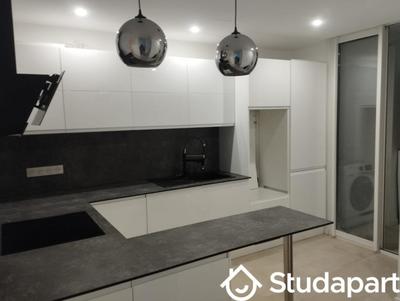 Chambre - 12 m² - 1 pièce