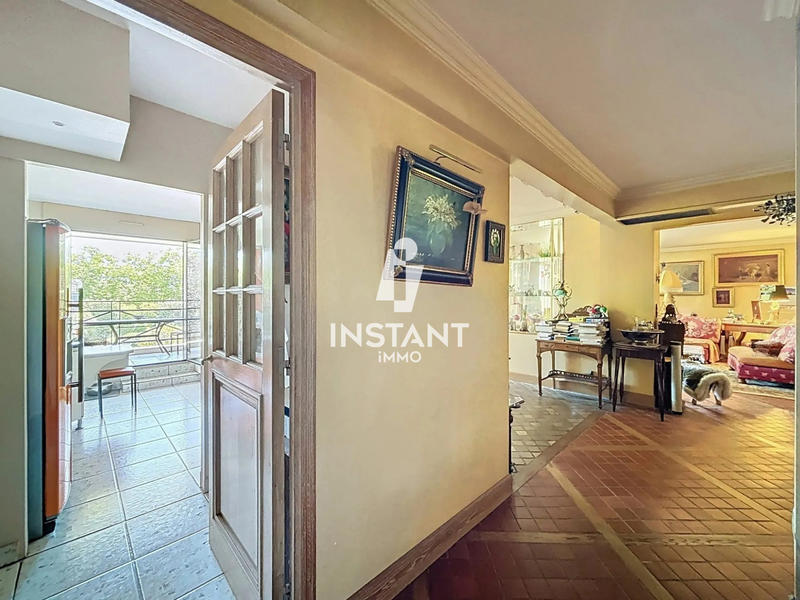 Appartement - 142 m² - 5 pièces