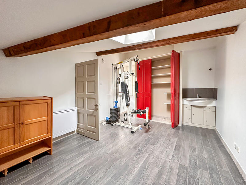 Appartement - 102 m² - 5 pièces