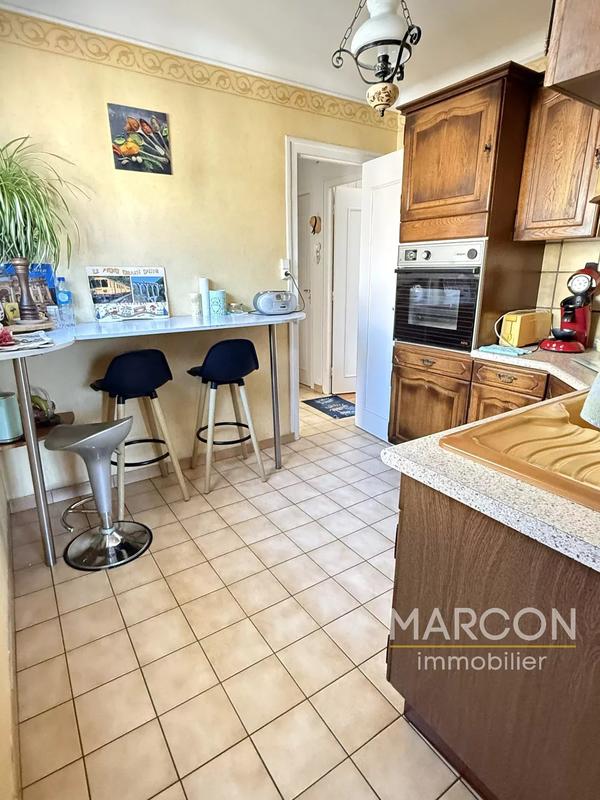 Maison - 143 m² - 7 pièces