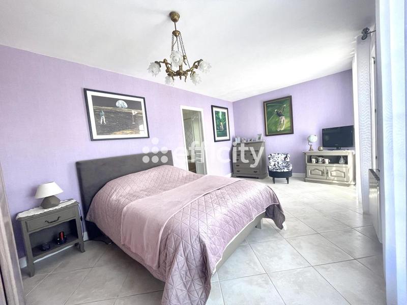 Maison - 190 m² - 7 pièces