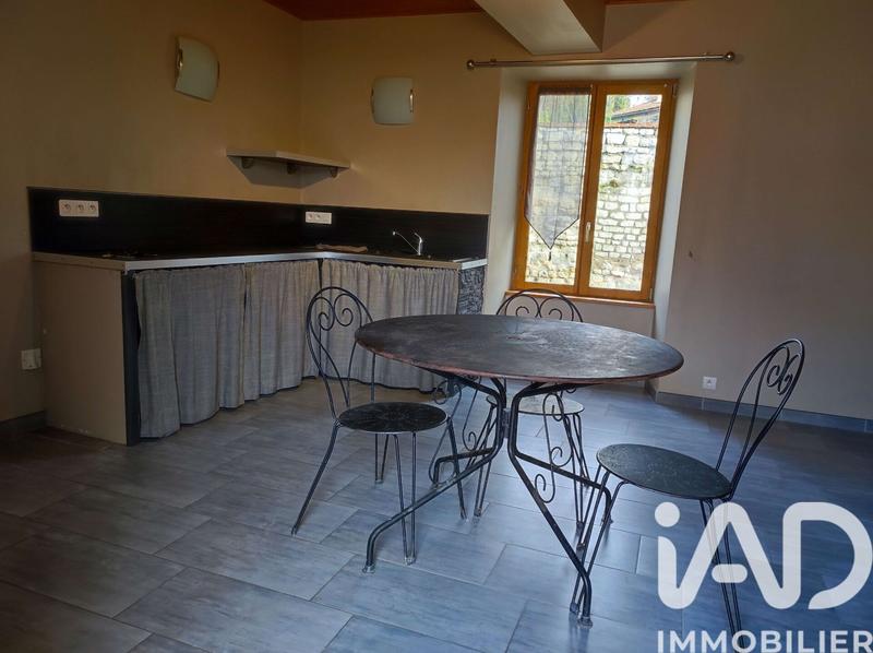 Maison - 180 m² - 8 pièces