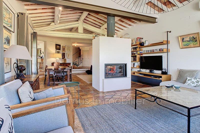 Villa - 189 m² - 6 pièces