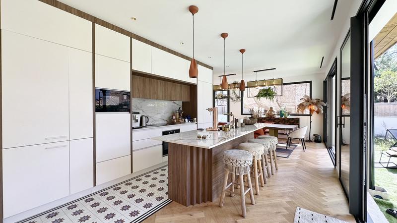 Maison d'architecte - 215 m² - 6 pièces