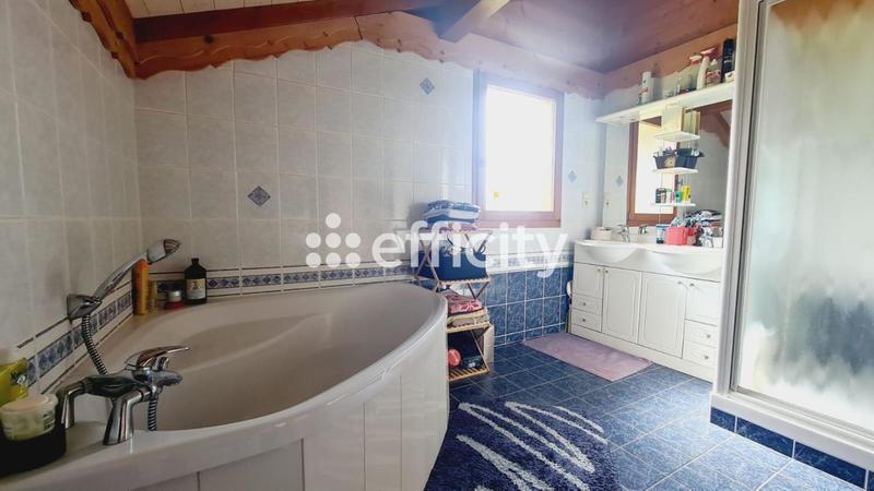 Maison - 130 m² - 4 pièces