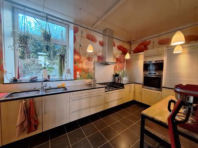 Maison - 408 m² - 11 pièces