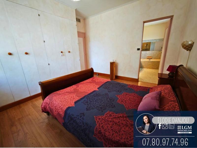 Maison - 180 m² - 6 pièces