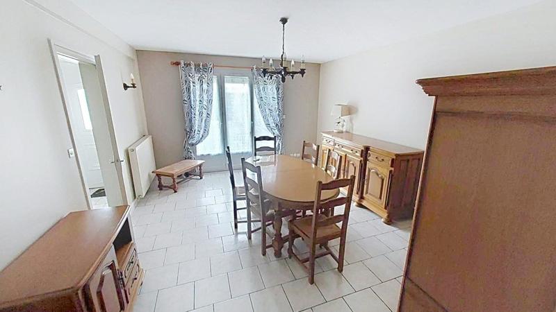 Maison - 93 m² - 5 pièces