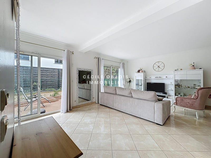 Maison contemporaine - 160 m² - 6 pièces