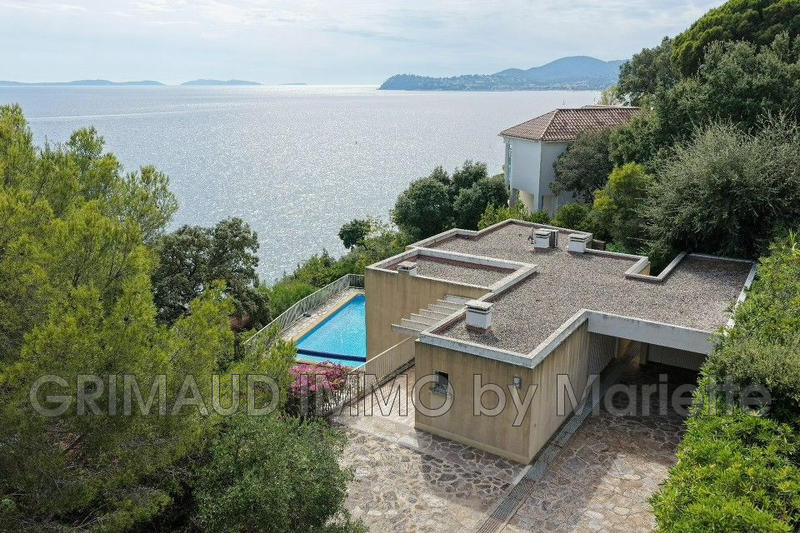 Maison - 187 m² - 10 pièces