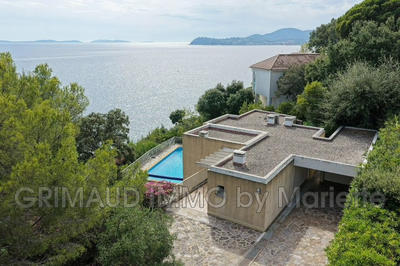 Maison - 187 m² - 10 pièces