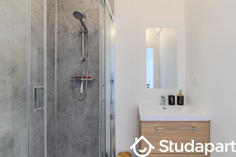 Chambre - 16 m² - 1 pièce