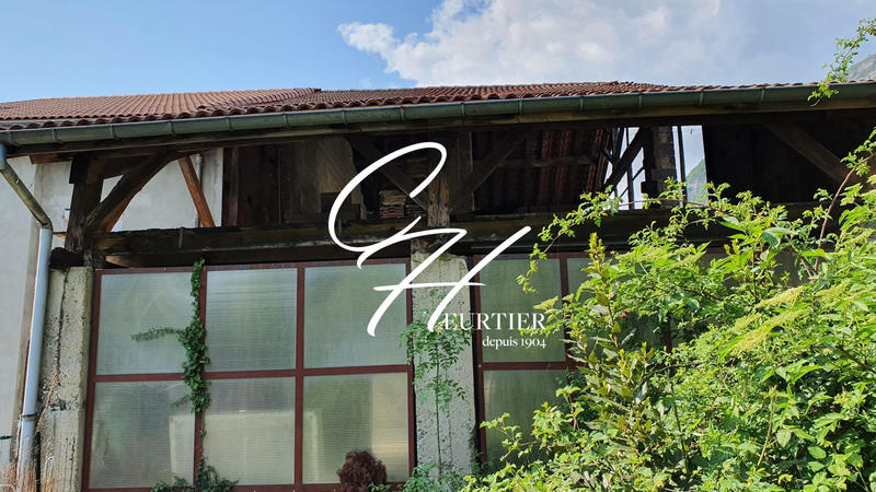 Maison ancienne - 250 m² - 8 pièces