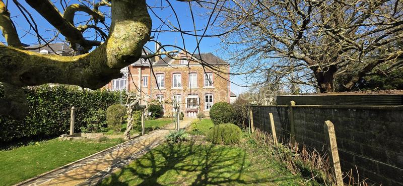 Maison de maîtres - 112 m² - 5 pièces