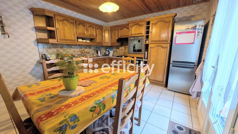 Maison - 158 m² - 6 pièces