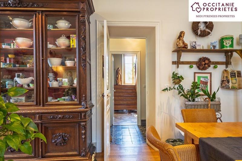 Maison de maîtres - 250 m² - 10 pièces