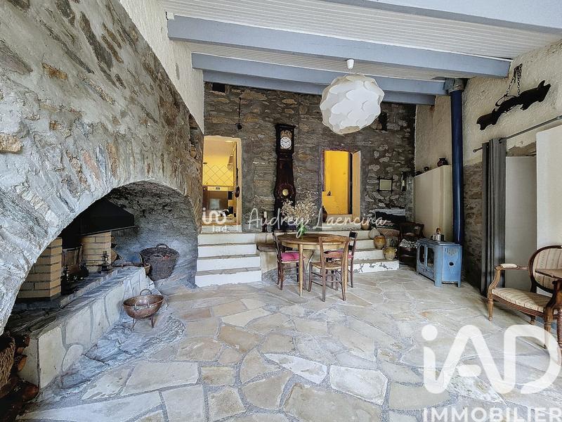 Maison - 111 m² - 4 pièces