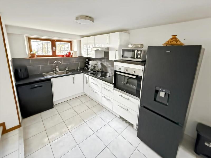 Maison - 140 m² - 6 pièces