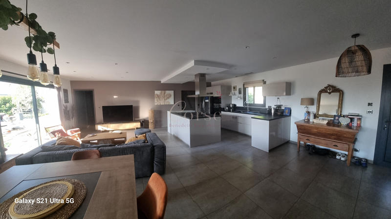Propriété - 158 m² - 7 pièces