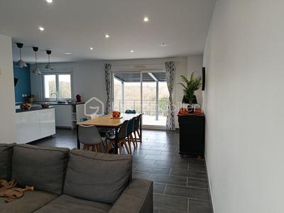 Maison traditionnelle - 102 m² - 5 pièces