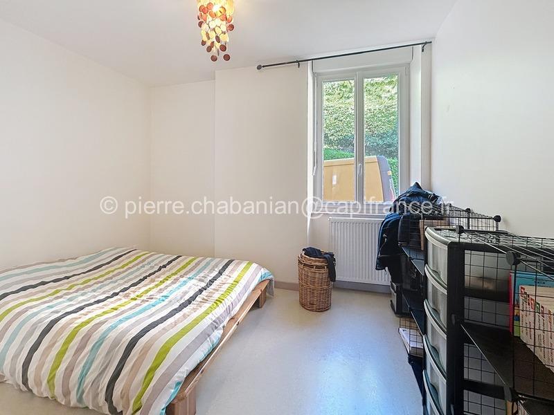 Immeuble - 349 m² - 18 pièces