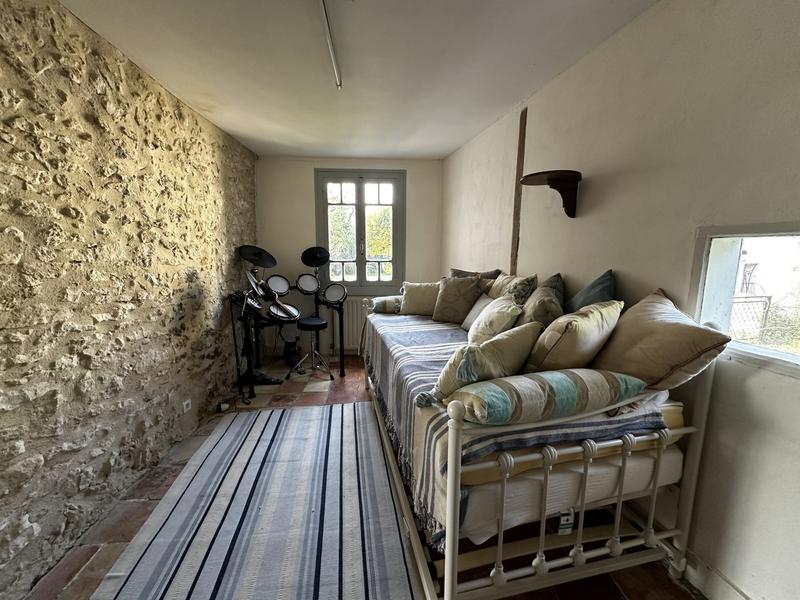 Maison traditionnelle - 178 m² - 6 pièces