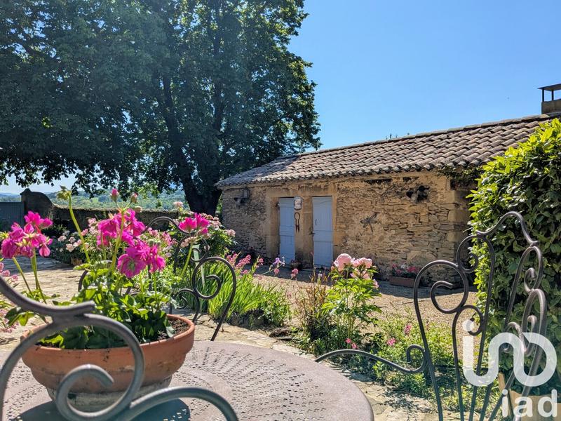 Maison - 330 m² - 10 pièces