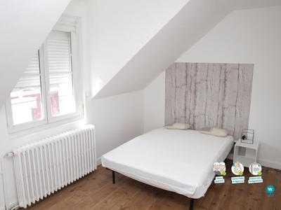 Maison - 12 m² - 6 pièces