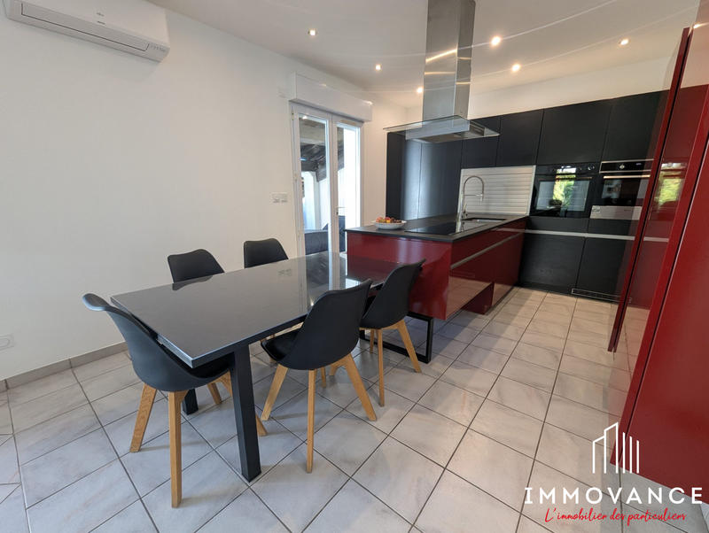 Maison - 162 m² - 5 pièces