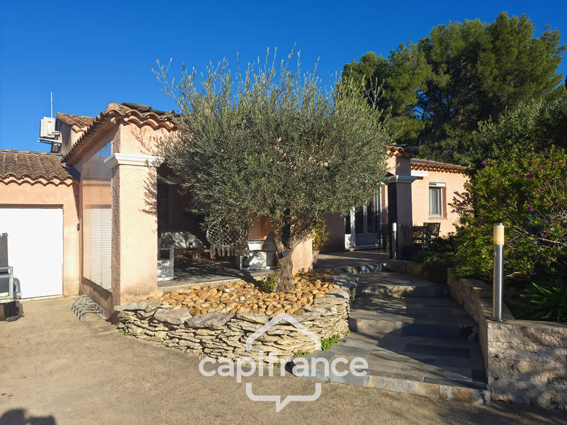 Villa - 160 m² - 8 pièces