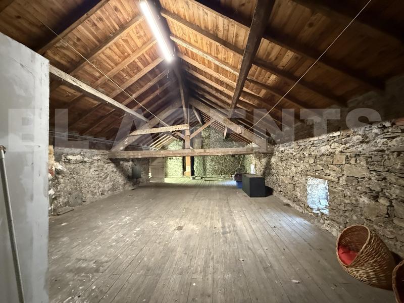 Maison ancienne - 143 m² - 6 pièces