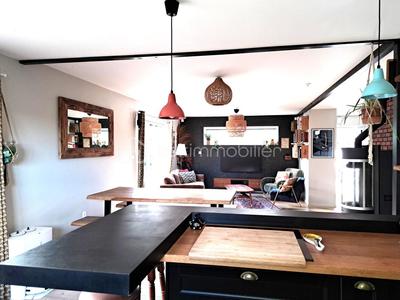 Maison de bois - 106 m² - 4 pièces