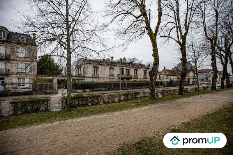 Appartement - 253 m² - 6 pièces